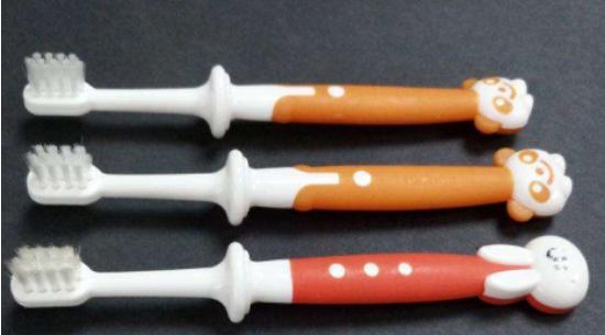 宝宝头垢不清理会有什么后果,婴儿头垢用手抠了咋办