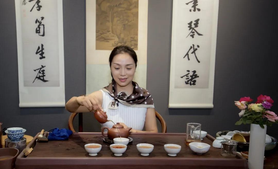 紫玉传,紫玉传砂紫砂壶是真的吗