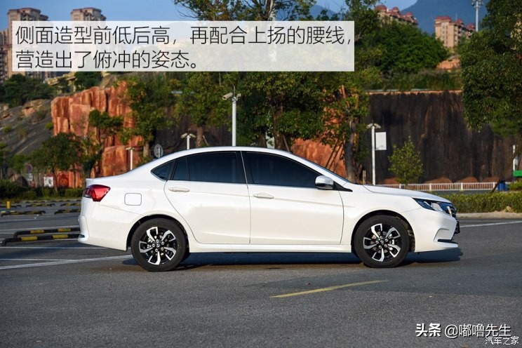 东南a5翼舞手动2021翼尚版价格,东南a5翼舞真实油耗多少钱一公里