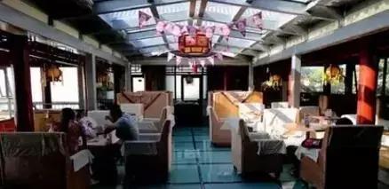 华山山顶住宿的地方,华山山上住宿推荐