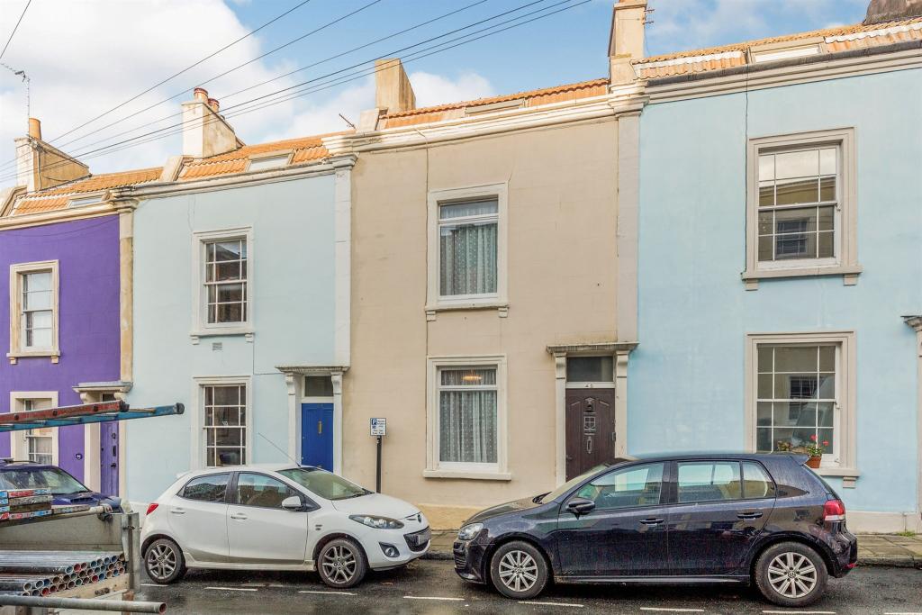 这些千奇百怪的房子,这些户型奇葩的房子居然还挺抢手