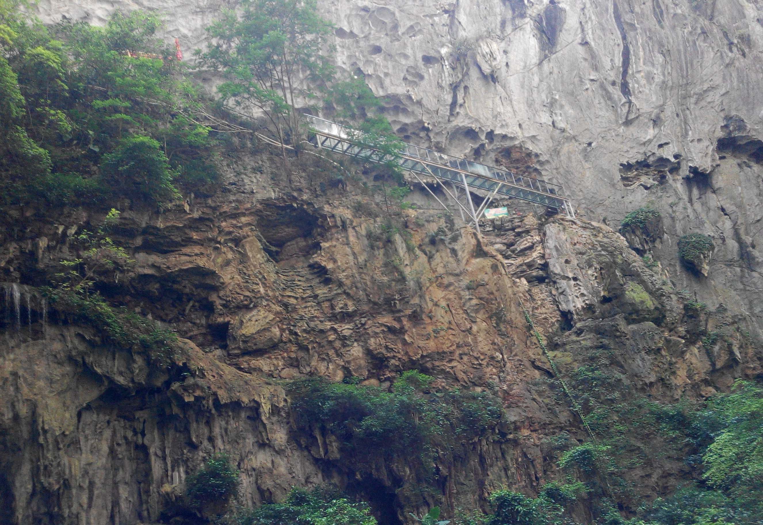 英德洞天仙境导览图,一日游英德宝晶宫