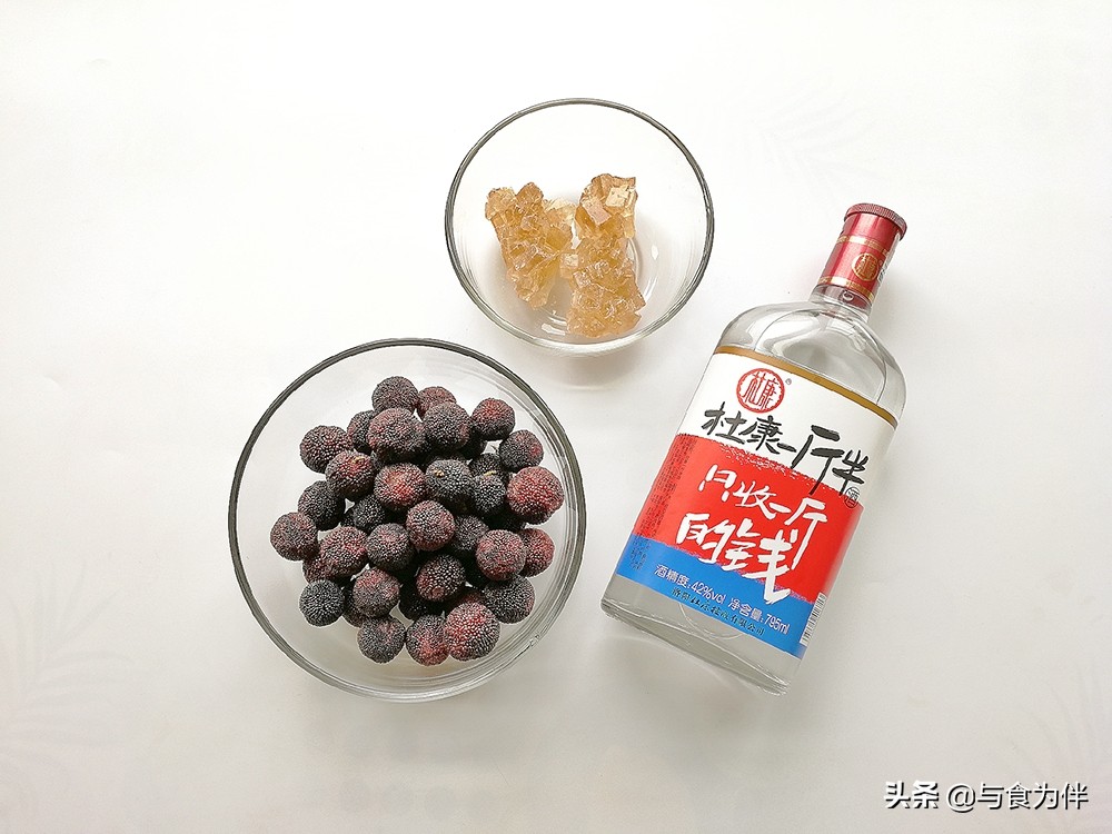 泡杨梅酒的正确做法,教你泡杨梅秘诀