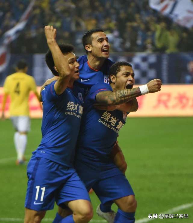 唏嘘！申花30岁外援旧将已1年无球可踢，他曾是中超首轮戴帽第1人