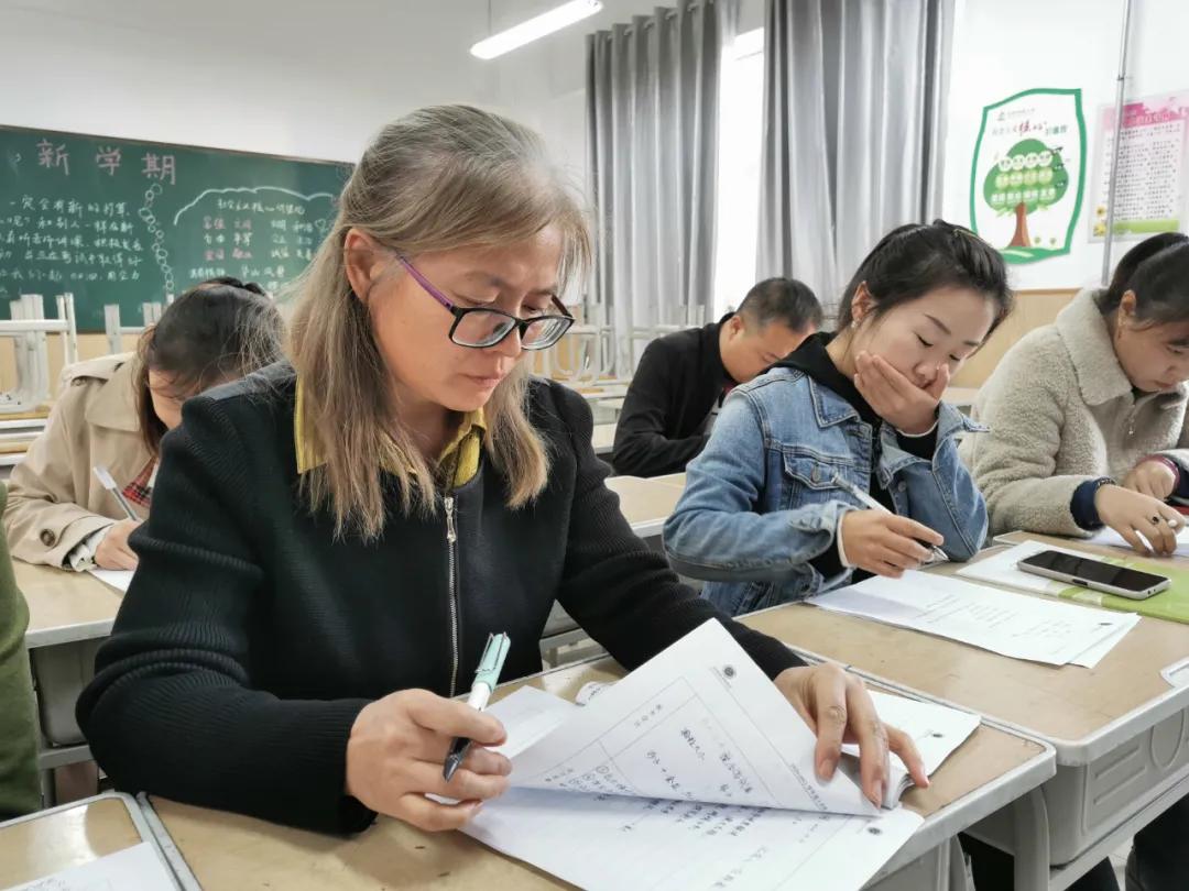 丰荫明德小学大课间,丰荫明德小学访谈2021