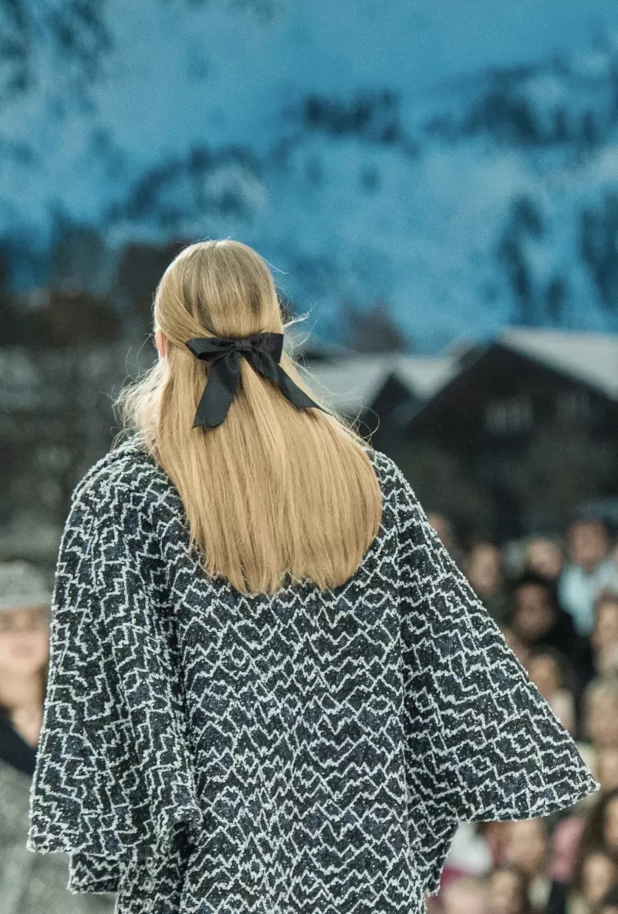 女生头上戴的小饰品叫啥,适合女朋友的头上饰品