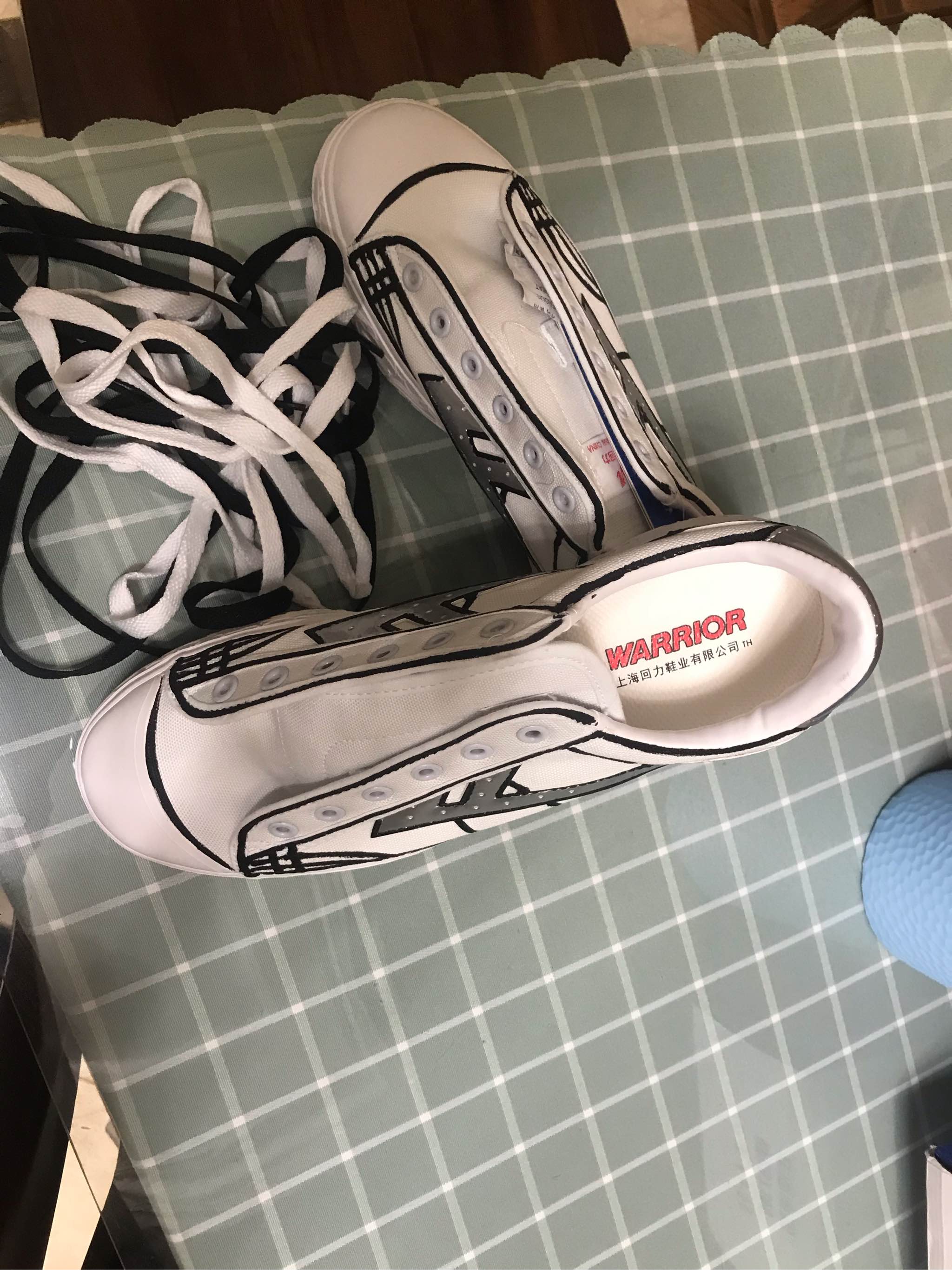 回力男鞋手绘,回力二次元手绘鞋