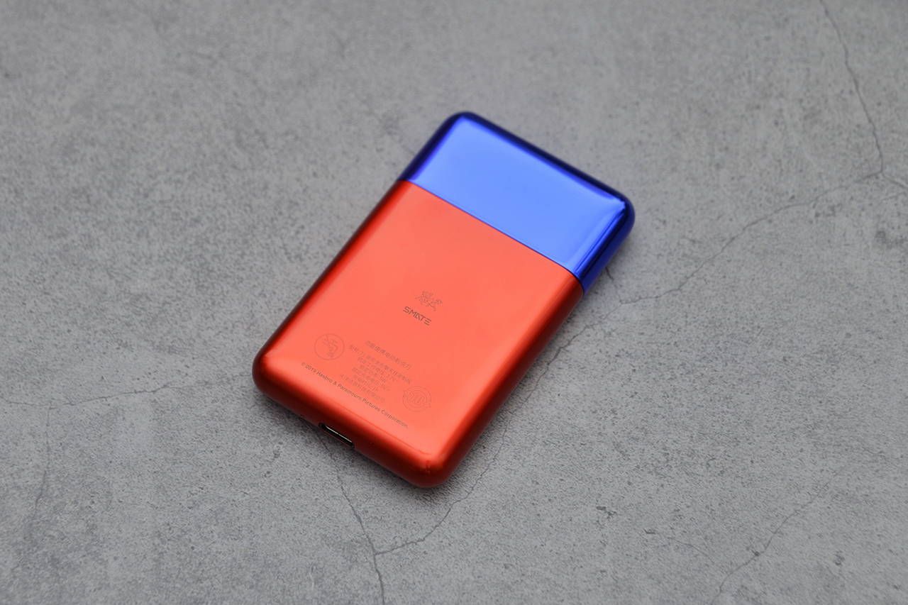 当钢丝遇到变形金刚联名款剃须刀---体验铜师傅便携剃须刀