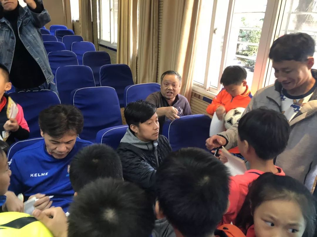 足球文化进校园,体育文化进校园