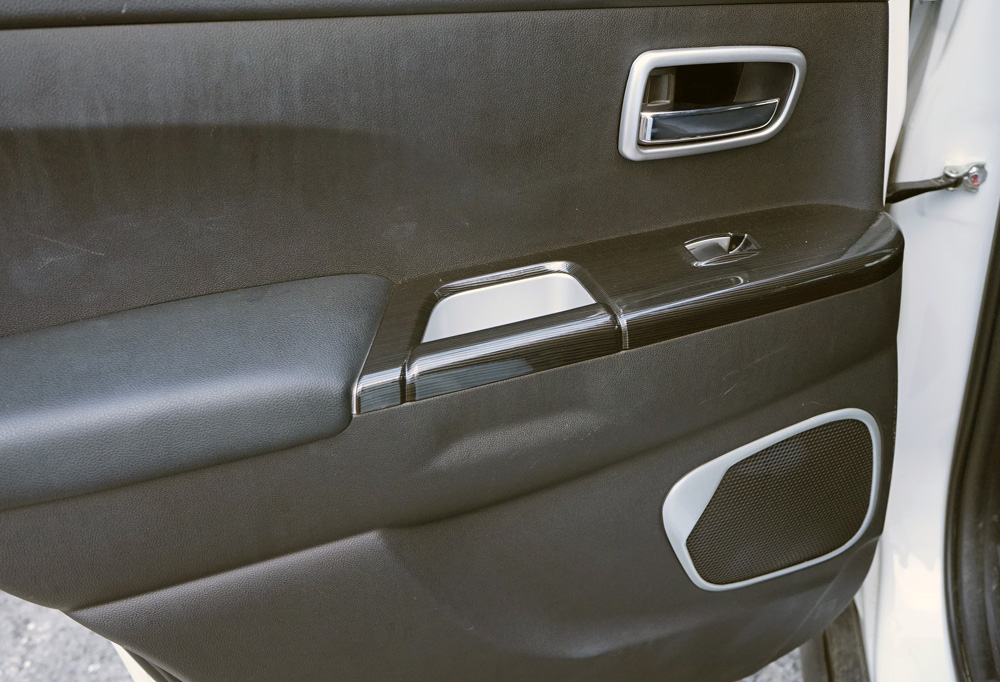 日系三菱suv劲炫轴距,广汽三菱suv劲炫和大众探影哪个好