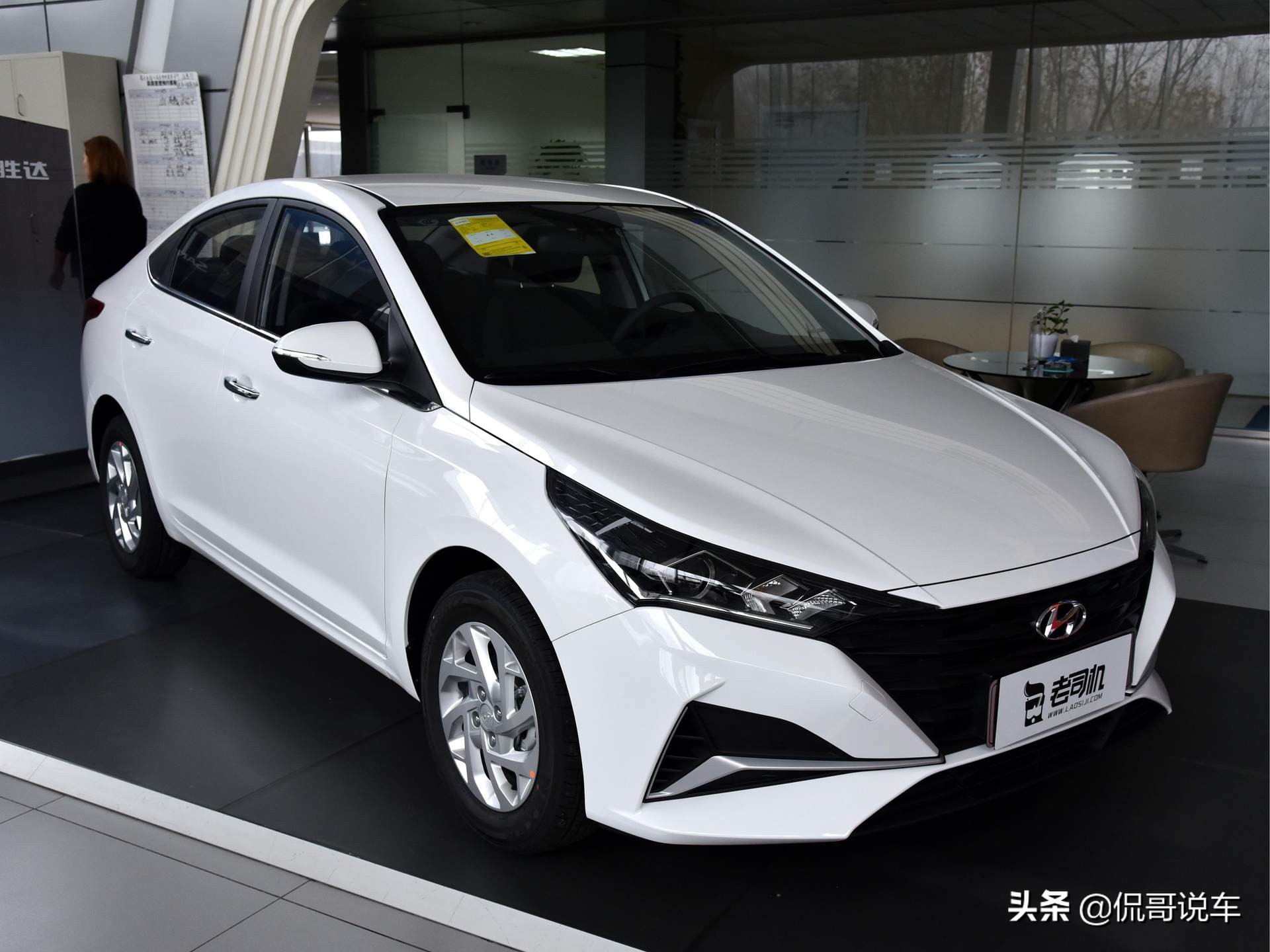 油耗低性价比好的车排行榜,2022款悦纳手动最低配国六提车