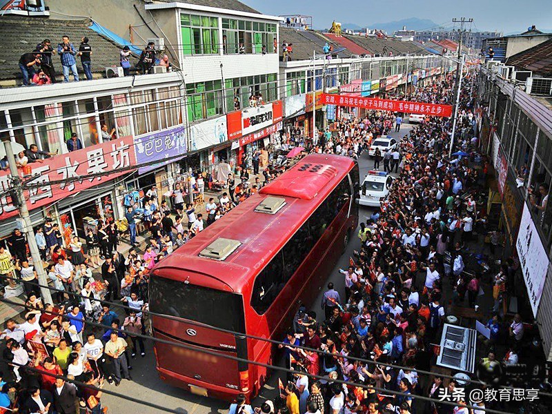 毛坦厂中学成功经验,毛坦厂中学值得提倡吗