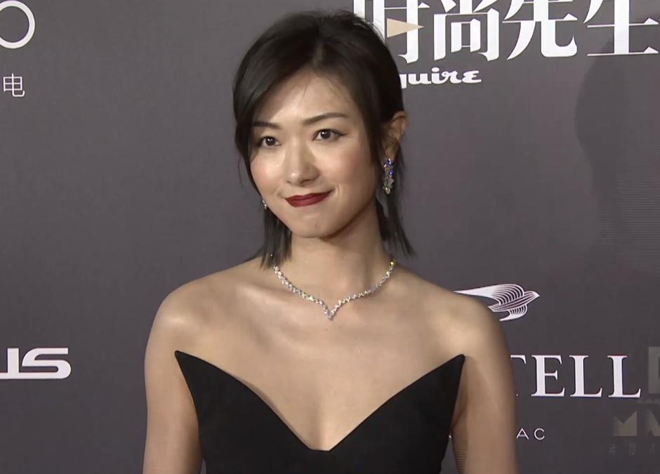 张雨绮装杨幂视频,张雨绮杨幂脸部高清特写