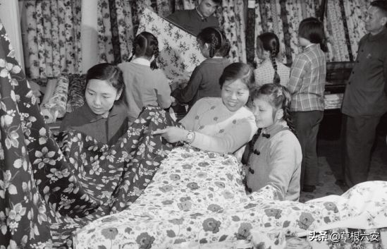 泪目的照片图片,泪目老人图片