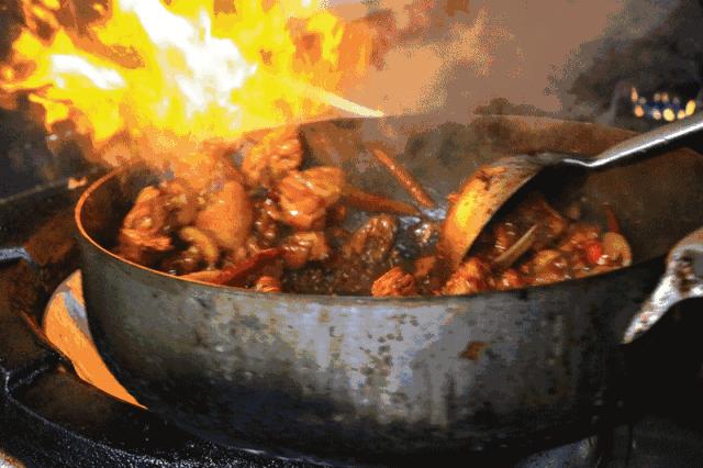 清真大盘鸡为什么贵,新疆大盘鸡到底好不好