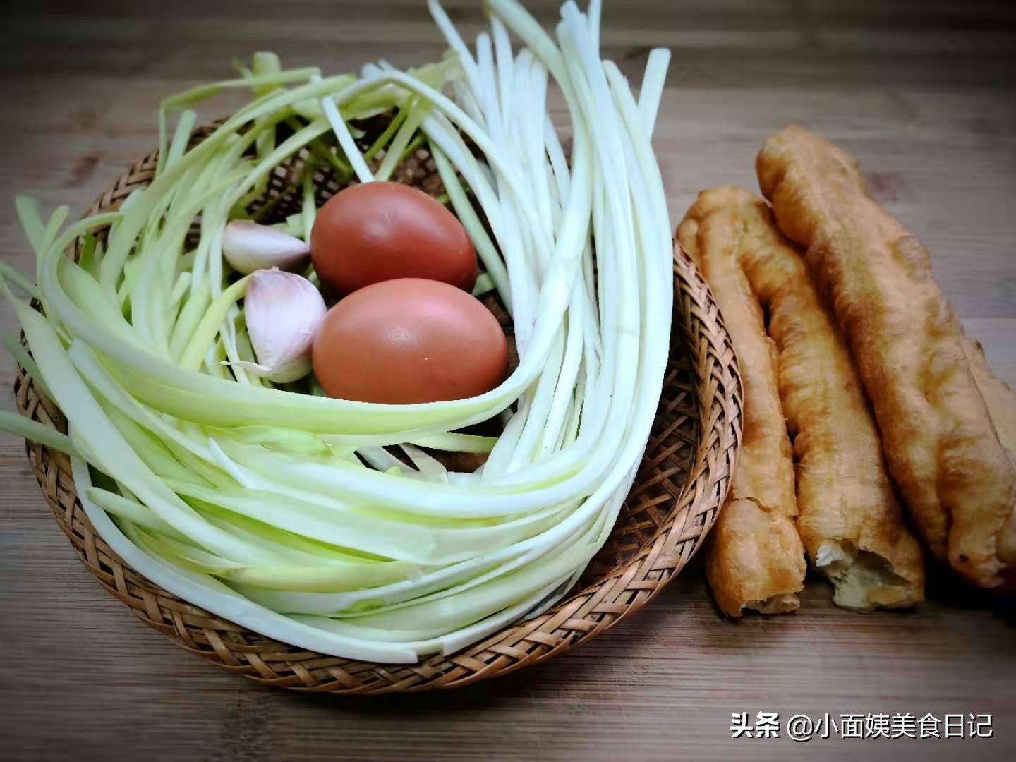 剩下油条做汤喝,剩下油条做美食