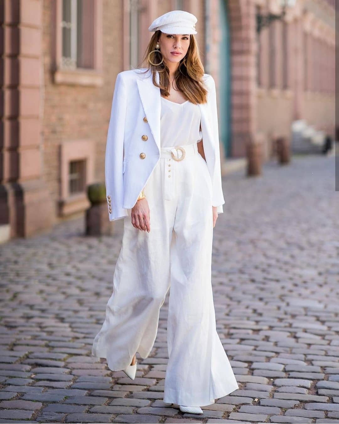 小个子腿细的适合穿什么裤,小个子穿翻边裤显腿短不