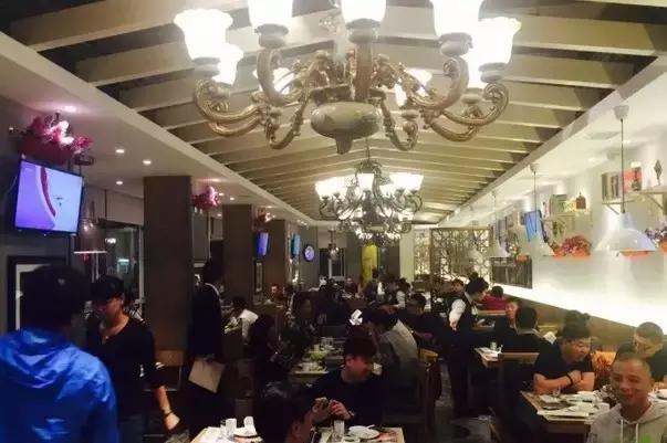 这些秘制的海鲜神店,把正宗烤蚬子、海蛎子刮回家