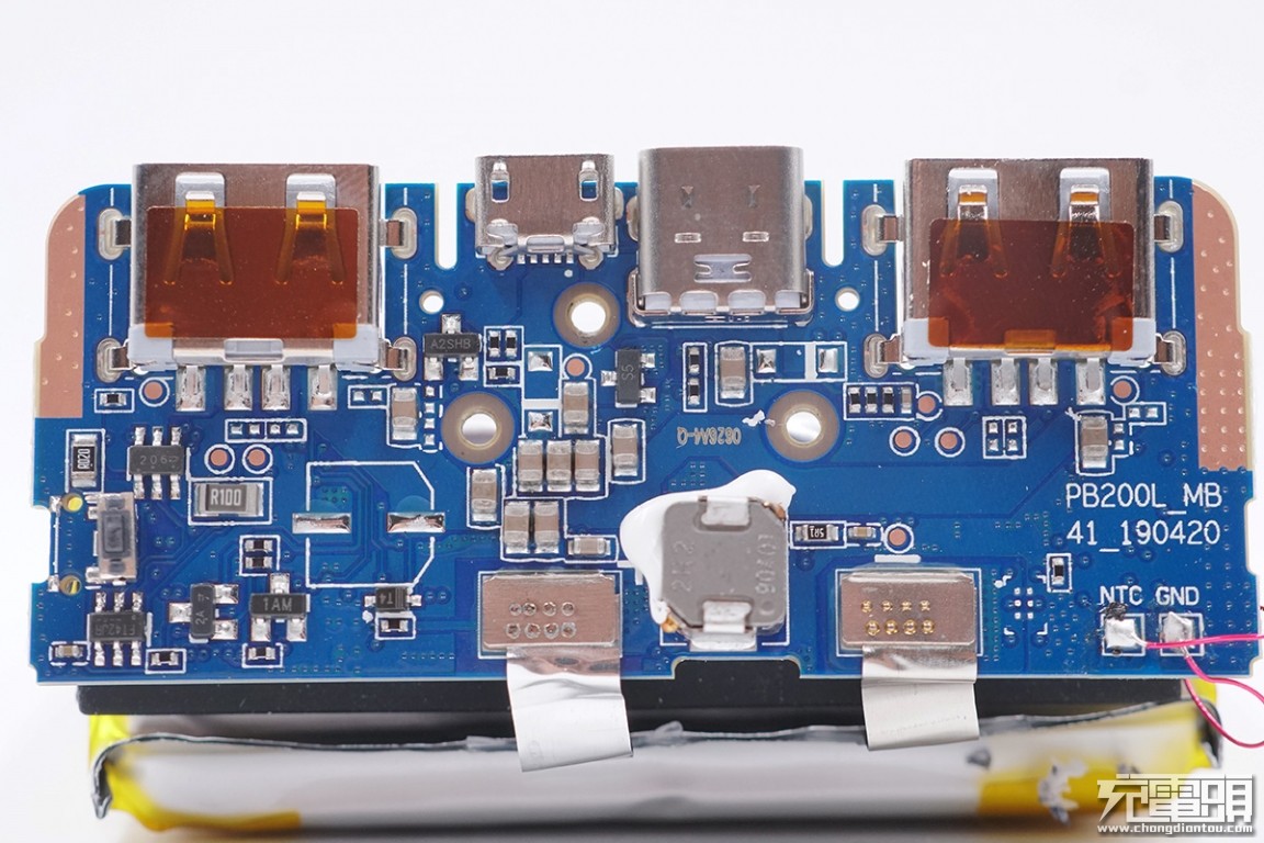 红米充电宝20000快充版值得购买吗,拆解redmi67瓦快充