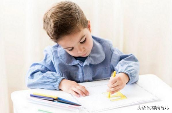 孩子左手改右手吃饭有什么后遗症,孩子总是用左手怎么回事