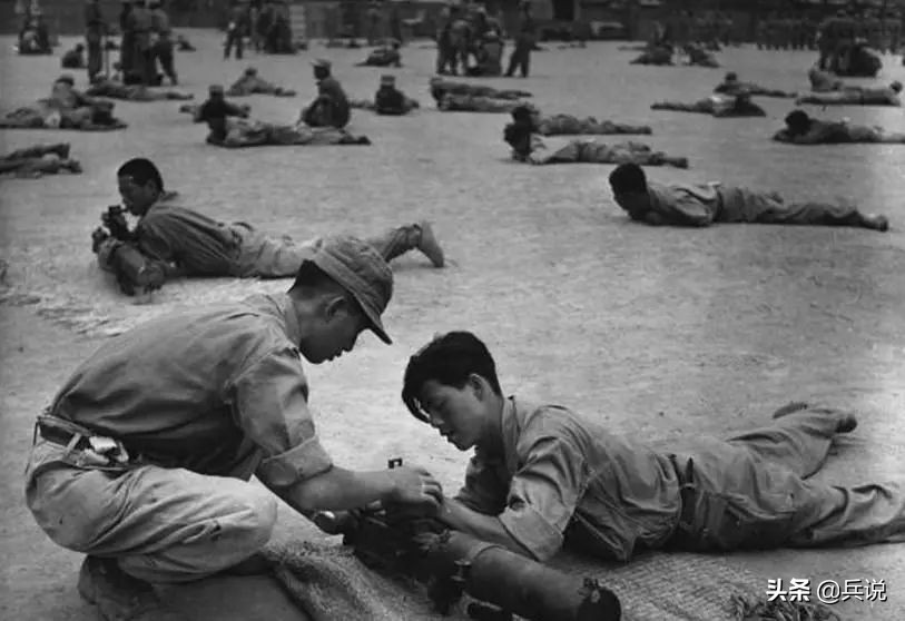 韩军宁死不当俘虏！打不赢就跑，速度超黑人，志愿军发明特殊战术