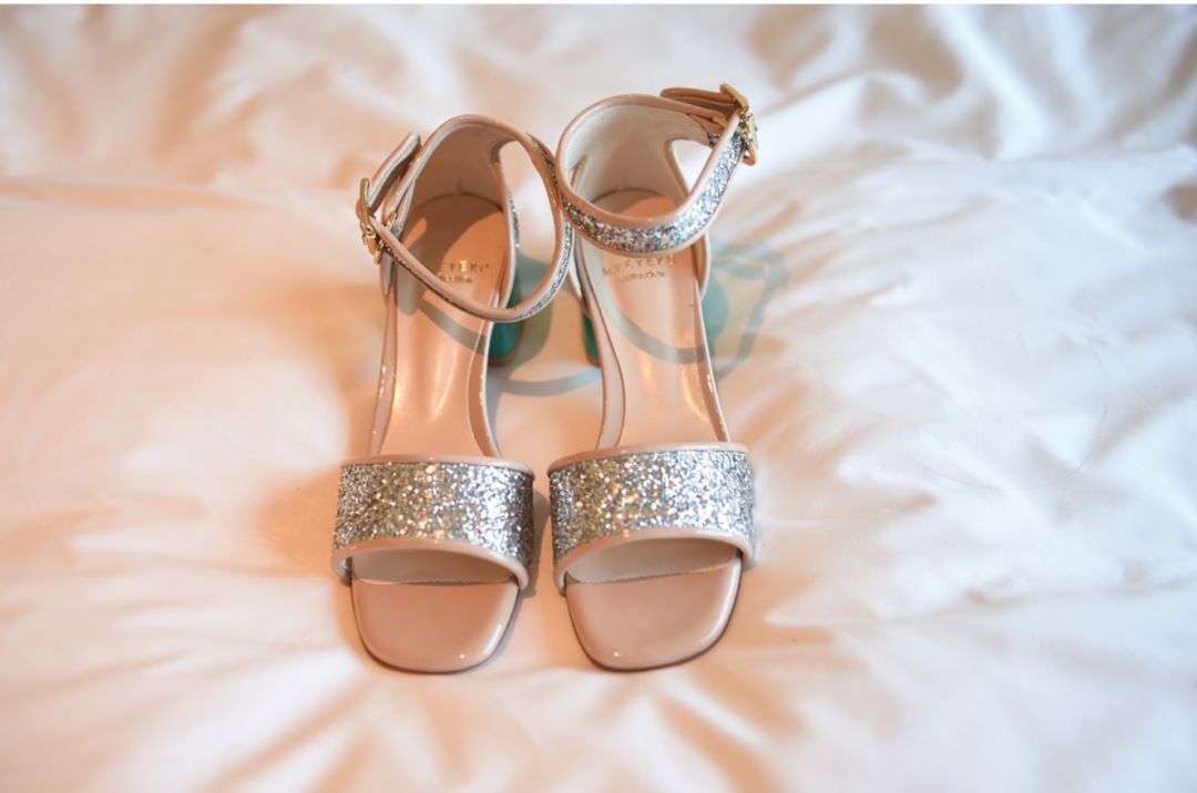 闊╁墽濂宠绌挎惌鍝佺墝,闊╁墽濂充富绌挎惌鍝佺墝