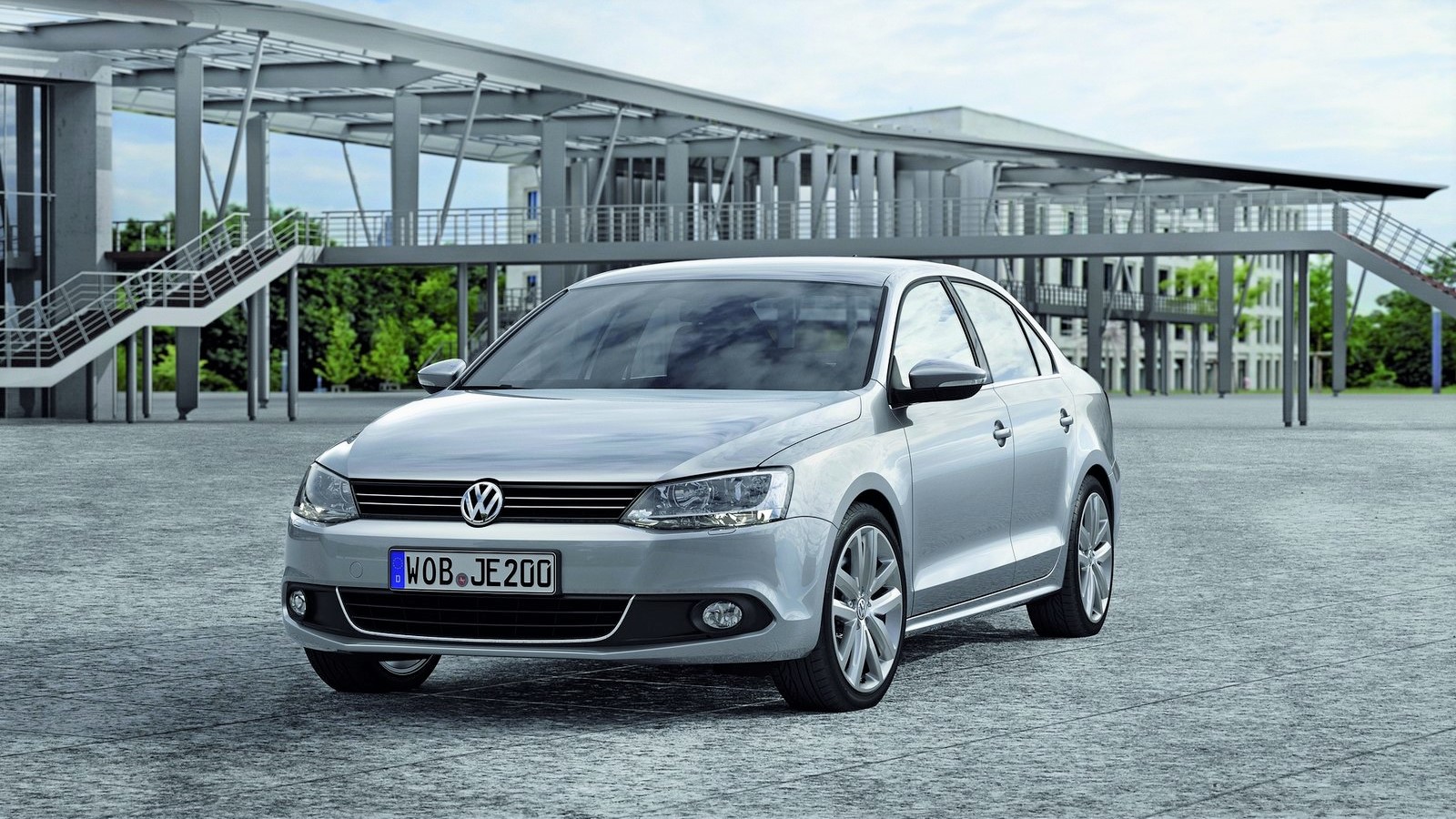 盘点那些新款比老款还难看的车,新款和旧款外形完全不一样的车