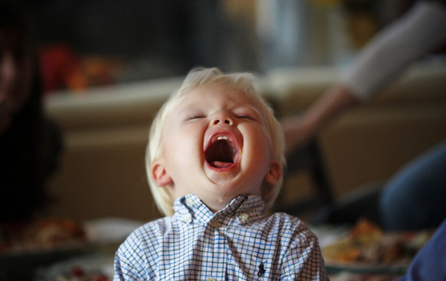 孩子拿别人东西该怎么改正,孩子偷拿人家东西怎么办