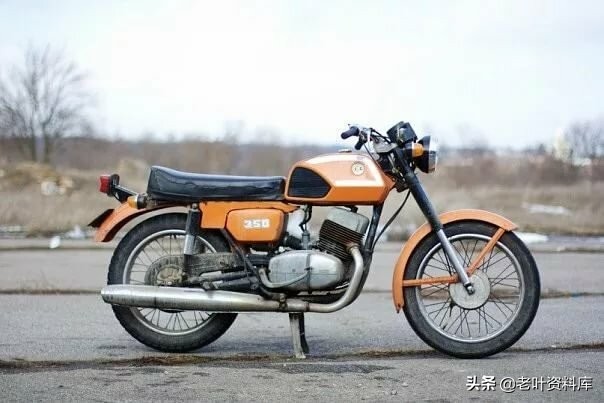 80年代北京流行过的捷克斯洛伐克CEZET350摩托车