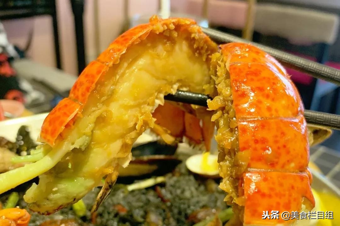 西康路上的龙虾plus！光路过就狂咽口水，可谓长春金字招牌！