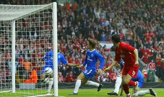 长使英雄泪满襟赞颂的是什么,长使英雄泪满襟解释