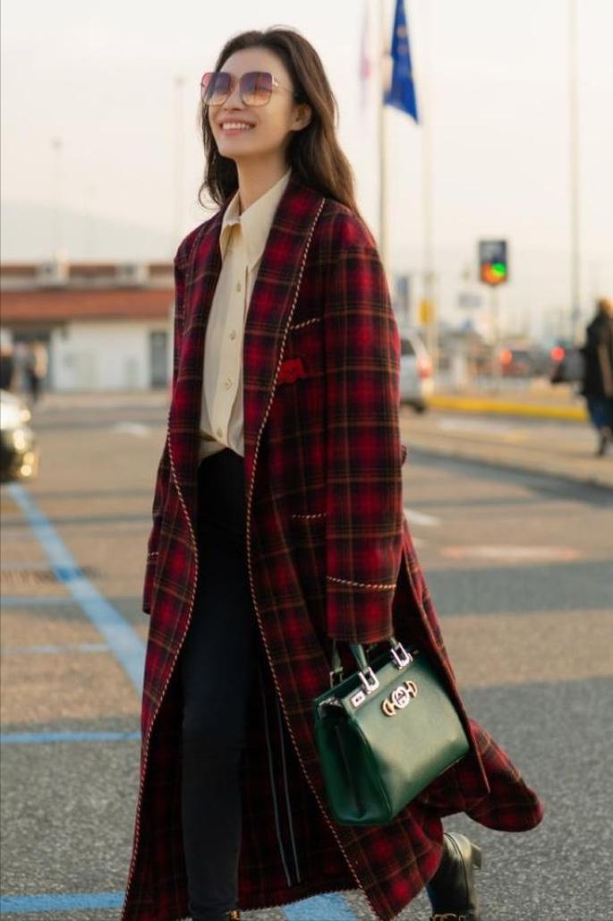 头顶塌自动卷发棒怎么烫蓬松,头顶塌发尾蓬松怎么办可以软化吗