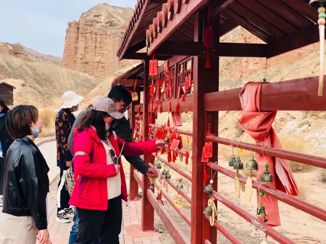 冰沟丹霞旅游,冰沟丹霞景区深度游景点