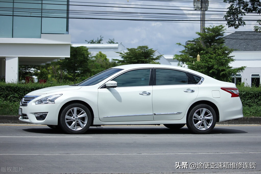 天籁不升挡维修,18年天籁打着挂不上挡紧急处理