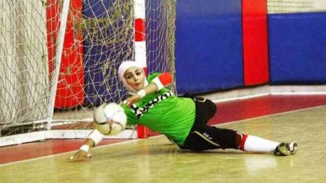 伊朗女子足球队员死亡,伊朗女足国脚确诊新冠了吗