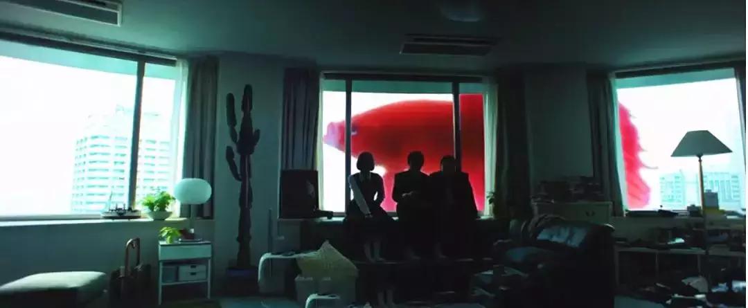 岛国鬼才！就这样，他拍出了年度爆款