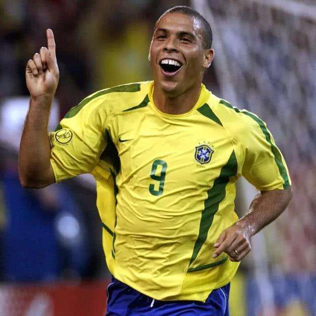 罗纳尔多的记忆永存,致敬永远的罗纳尔多