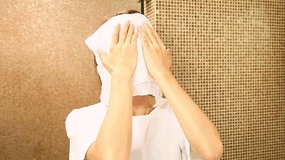 腰部运动受伤如何恢复,运动损伤快速恢复的技巧