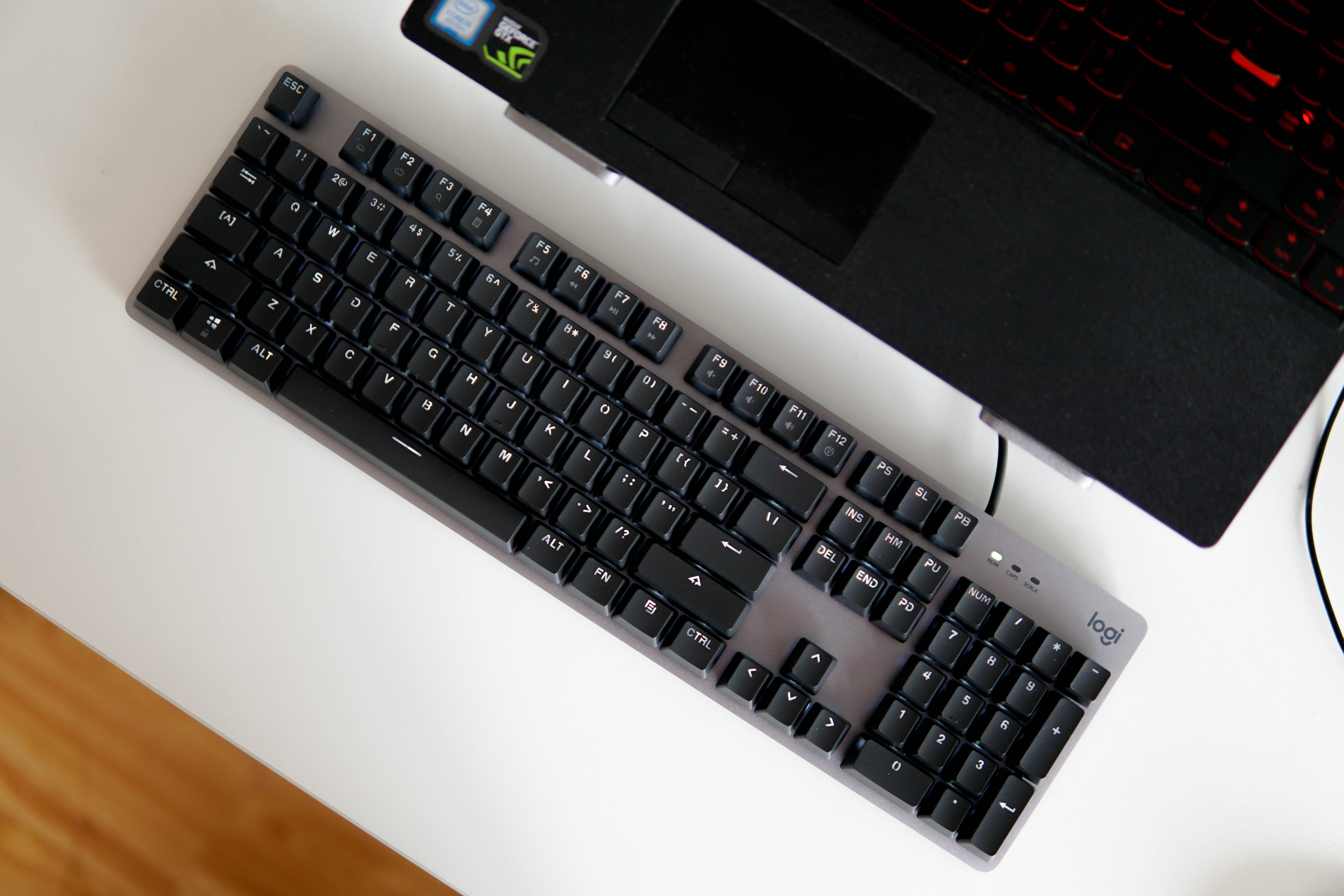 罗技k845键盘适合打游戏么,罗技k845键盘测评打游戏