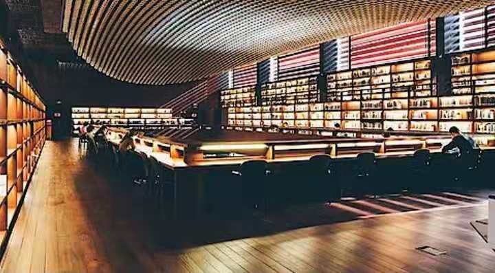 西班牙旅游马德里伯纳乌,旅游伯纳乌