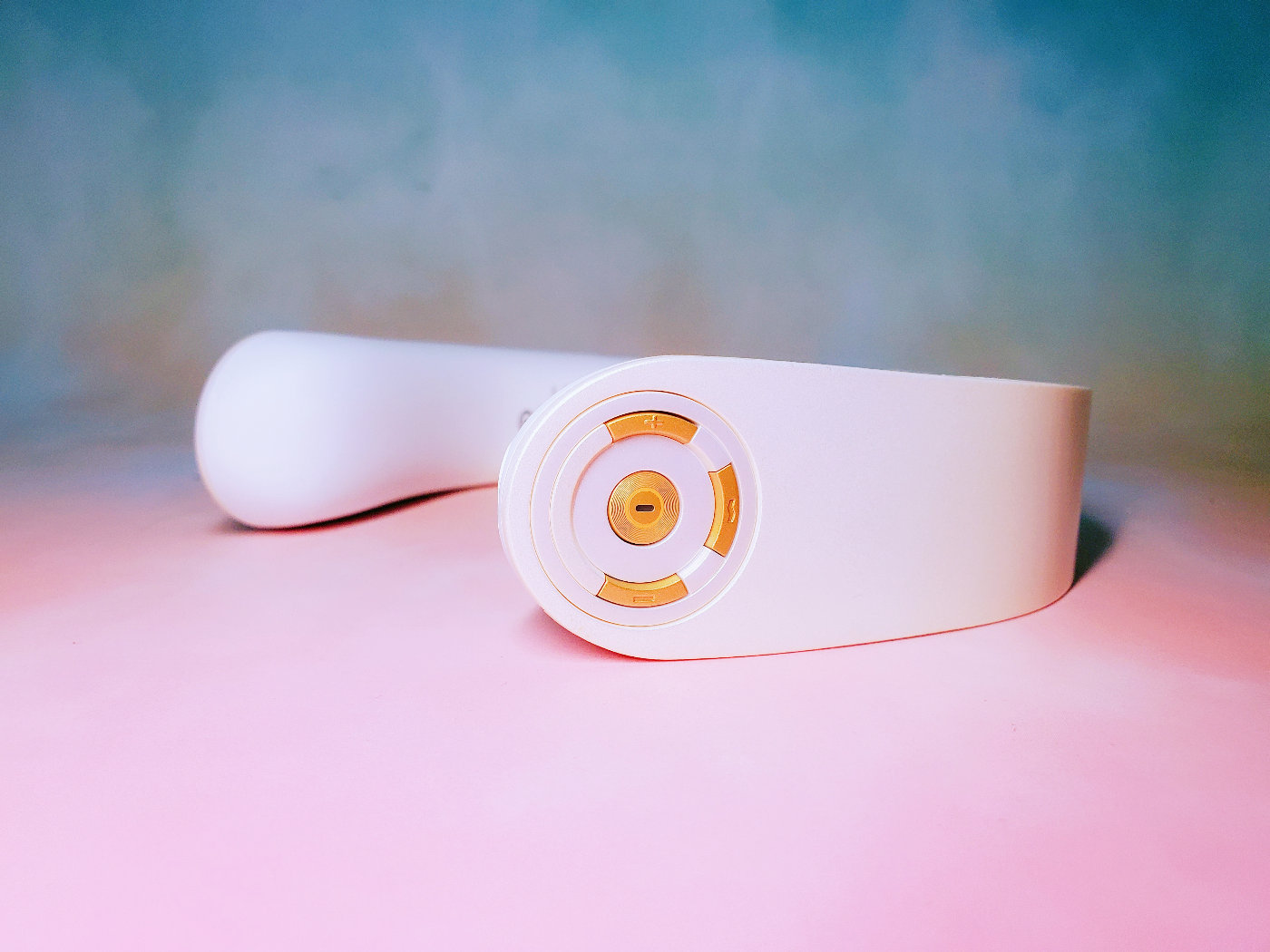 图拉斯脖子按摩仪,u型颈椎按摩仪实测