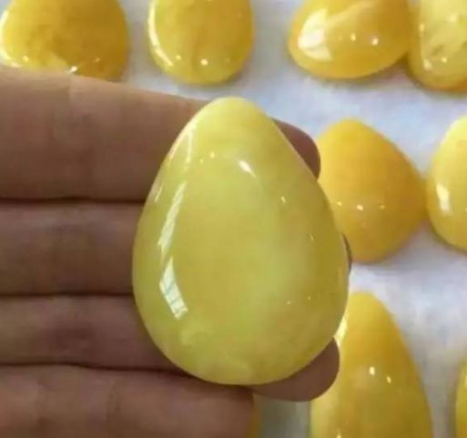 蜜蜡手串值得戴吗,蜜蜡手串到底值不值得玩