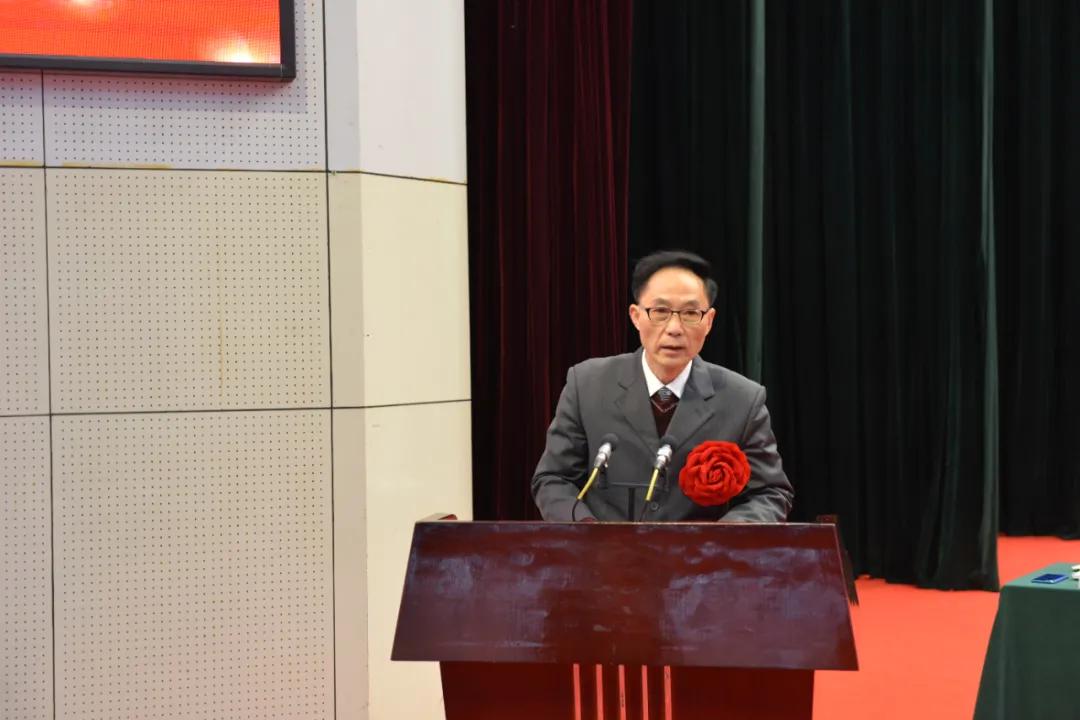 抗疫英雄表彰大会进场,致敬抗疫英雄天门表彰大会视频