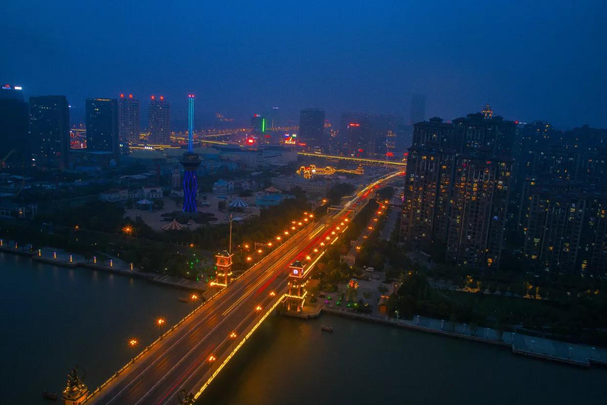 南通市北城大桥图片,北城大桥运河边