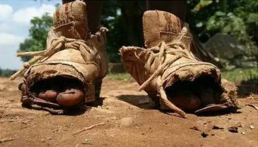 跑步装备买好了我却坚持不下去,买跑步装备和普通装备