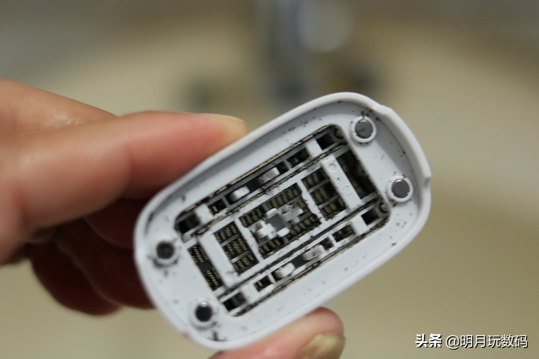 最好用的迷你剃须刀测评,飞利浦剃须刀哪款最好最实用测评