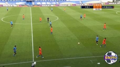 李霄鹏停球精彩瞬间,李霄鹏最霸气的视频