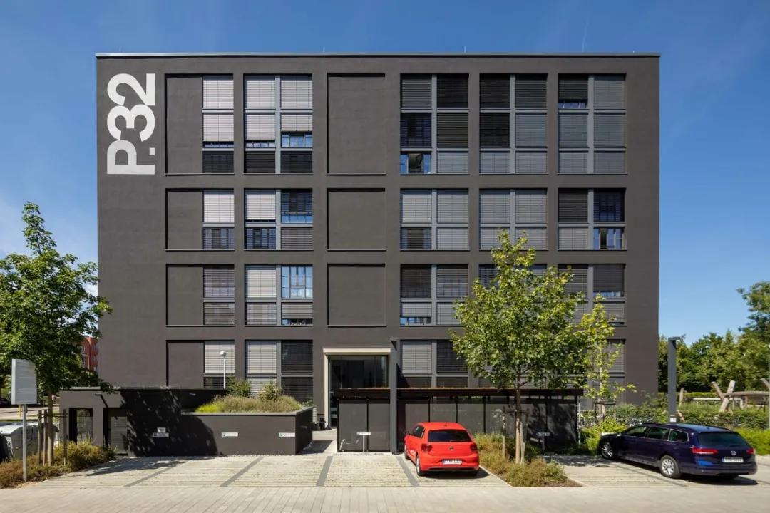 沉稳大气装修案例,低调色彩风格装修效果图