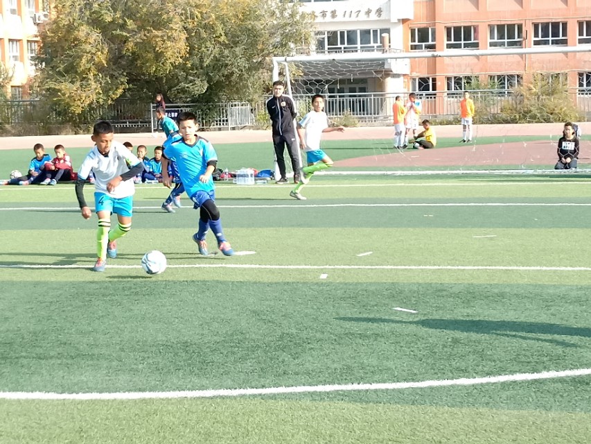乌鲁木齐市青少年足球市赛,新疆乌鲁木齐校园足球接力