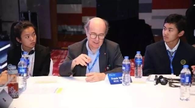 不补习不刷题能成为学霸吗,不补课的学霸女孩